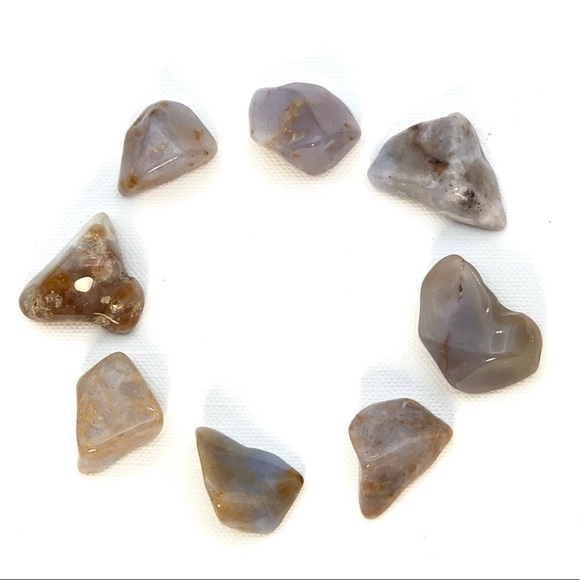 Blue Chalcedony Crystal - 8 Stones - Picture 4 of 7